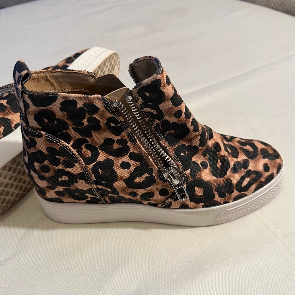 Steve Madden Leopard Print Women's Ankle Boots - Picture 14 of 14